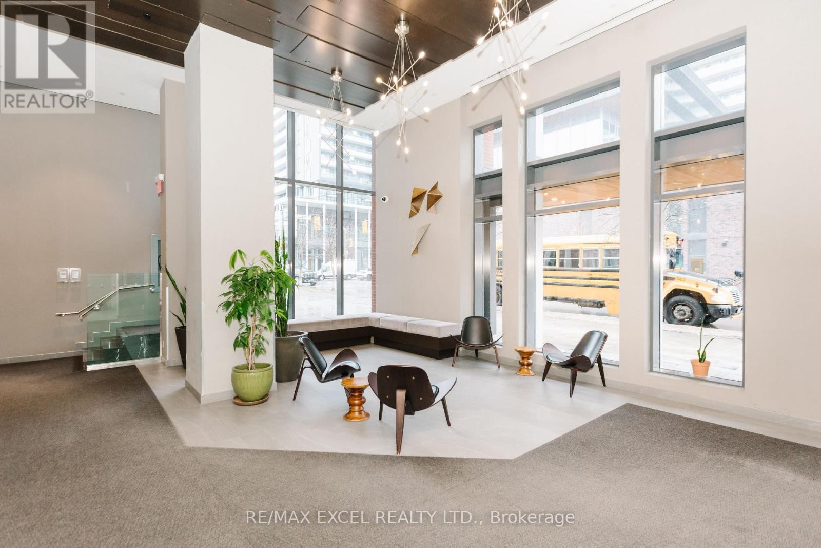 












1307 - 170 SUMACH STREET

,
Toronto (Regent Park),




Ontario
M5A0C3

