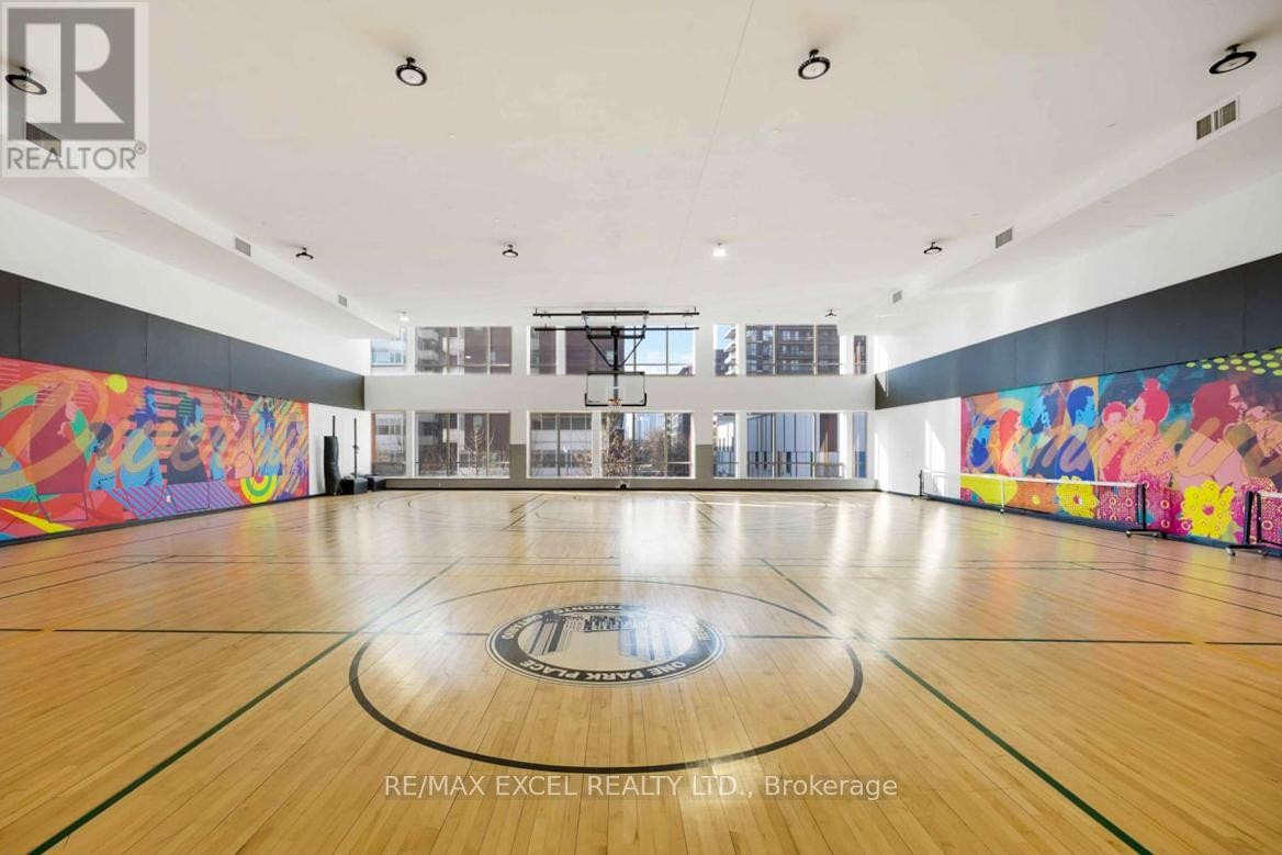 












1307 - 170 SUMACH STREET

,
Toronto (Regent Park),




Ontario
M5A0C3

