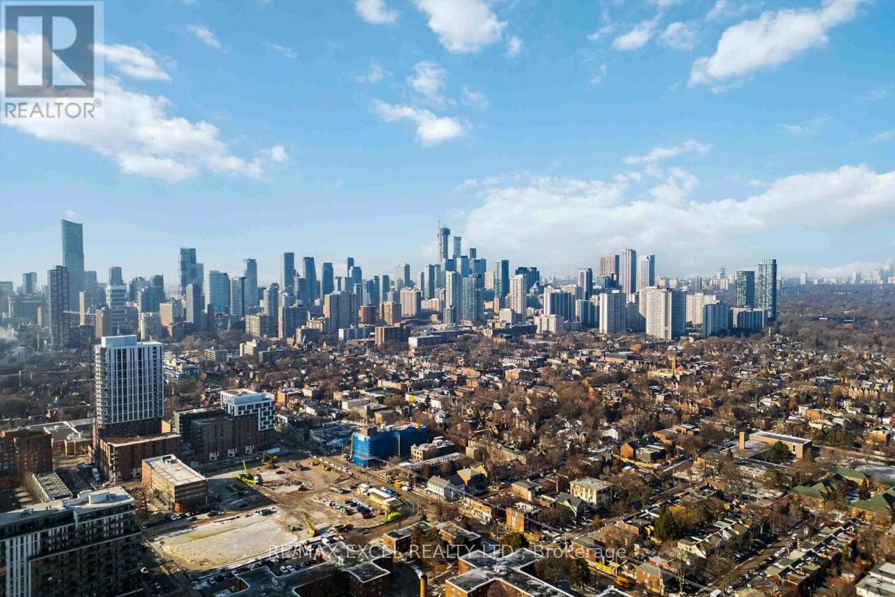 












1307 - 170 SUMACH STREET

,
Toronto (Regent Park),




Ontario
M5A0C3

