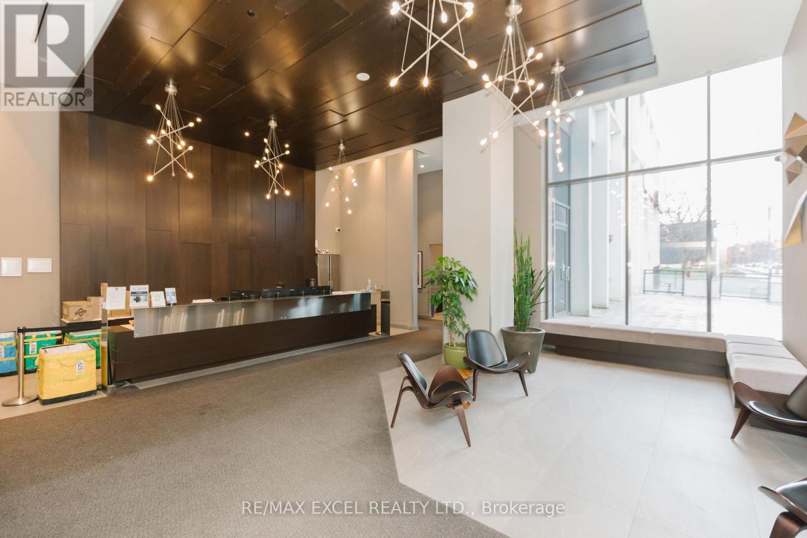 












1307 - 170 SUMACH STREET

,
Toronto (Regent Park),




Ontario
M5A0C3

