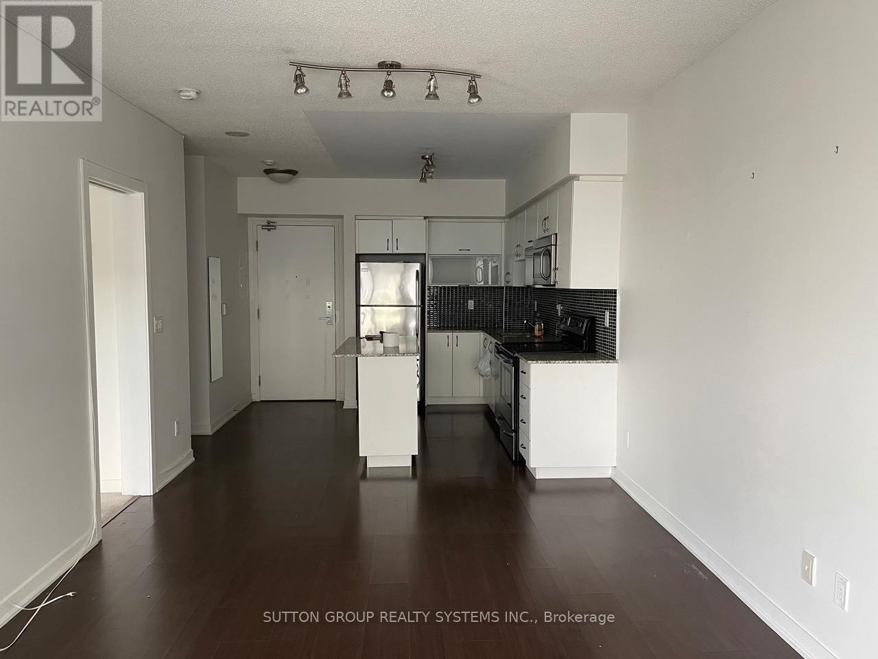 












1102 - 59 EAST LIBERTY STREET

,
Toronto (Niagara),




Ontario
M6K3R1

