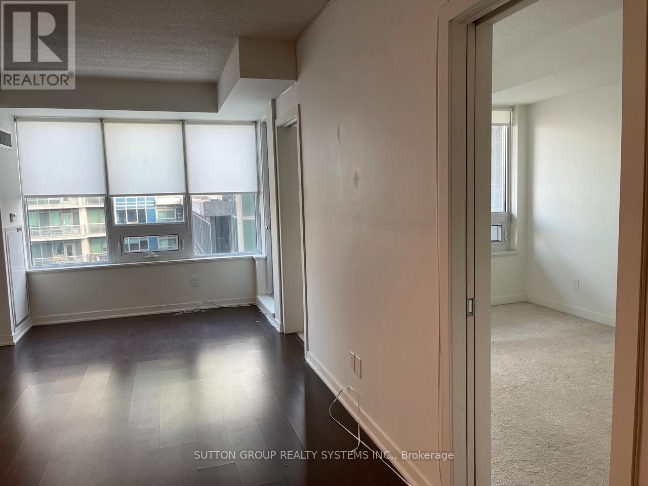 












1102 - 59 EAST LIBERTY STREET

,
Toronto (Niagara),




Ontario
M6K3R1

