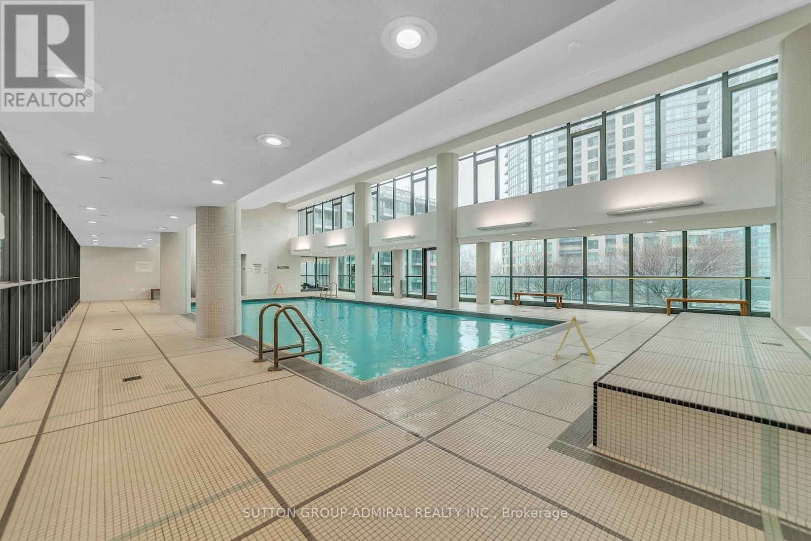












2601 - 215 FORT YORK BOULEVARD

,
Toronto (Niagara),




Ontario
M5V4A2

