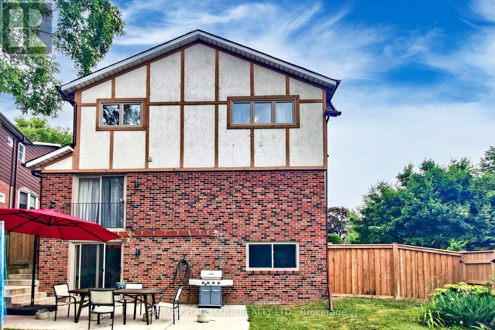 












2 BUTTERFIELD DRIVE

,
Toronto (Parkwoods-Donalda),




Ontario
M3A2L8

