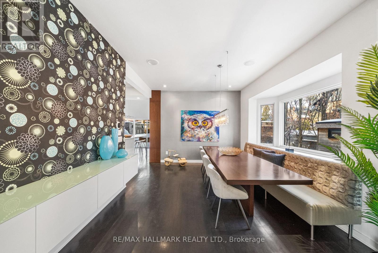 












26 LYTTON BOULEVARD

,
Toronto (Lawrence Park South),




Ontario
M4R1L1

