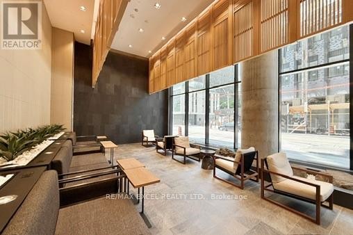 












3303 - 89 CHURCH STREET

,
Toronto (Church-Yonge Corridor),




Ontario
M5C0B7


