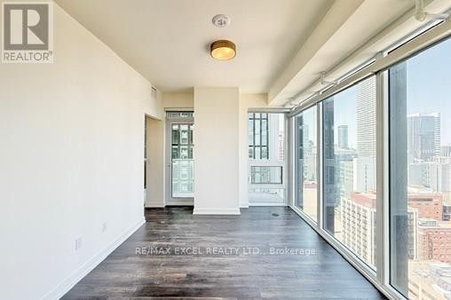 












3303 - 89 CHURCH STREET

,
Toronto (Church-Yonge Corridor),




Ontario
M5C0B7

