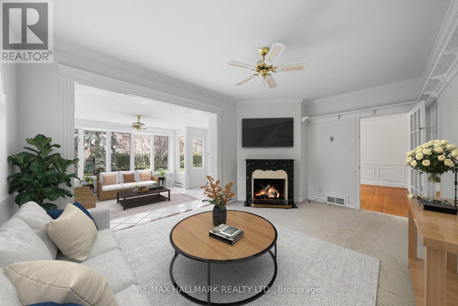 












154 VALLEY ROAD

,
Toronto (Bridle Path-Sunnybrook-York Mills),




Ontario
M2L1G4

