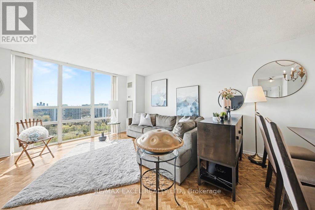 












1604 - 215 WYNFORD DRIVE

,
Toronto (Flemingdon Park),




Ontario
M3C3P5

