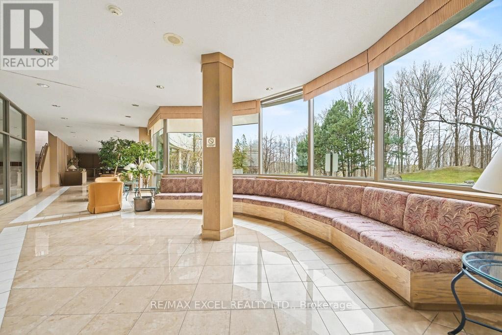 












1604 - 215 WYNFORD DRIVE

,
Toronto (Flemingdon Park),




Ontario
M3C3P5

