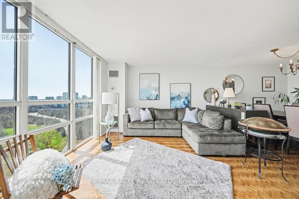 












1604 - 215 WYNFORD DRIVE

,
Toronto (Flemingdon Park),




Ontario
M3C3P5

