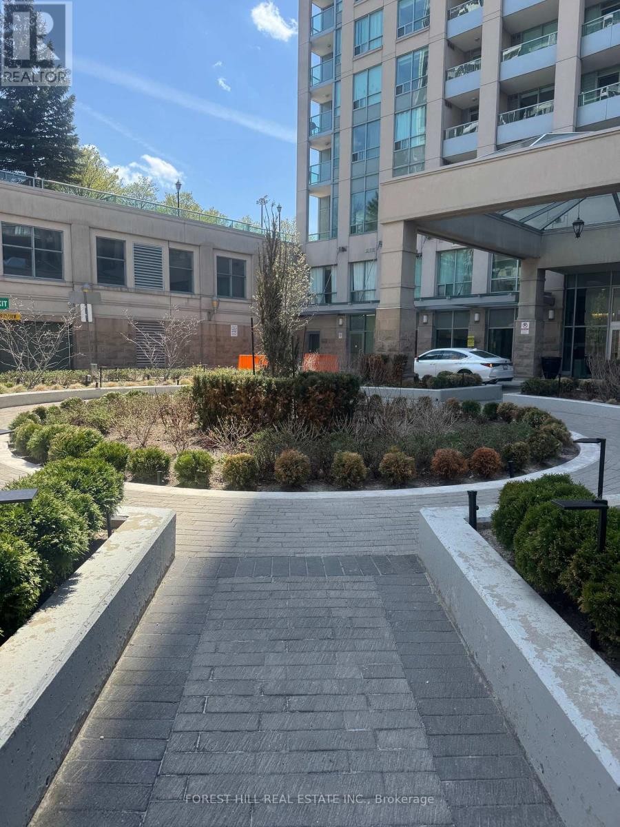 












703 - 17 BARBERRY PLACE

,
Toronto (Bayview Village),




Ontario
M2K1G9

