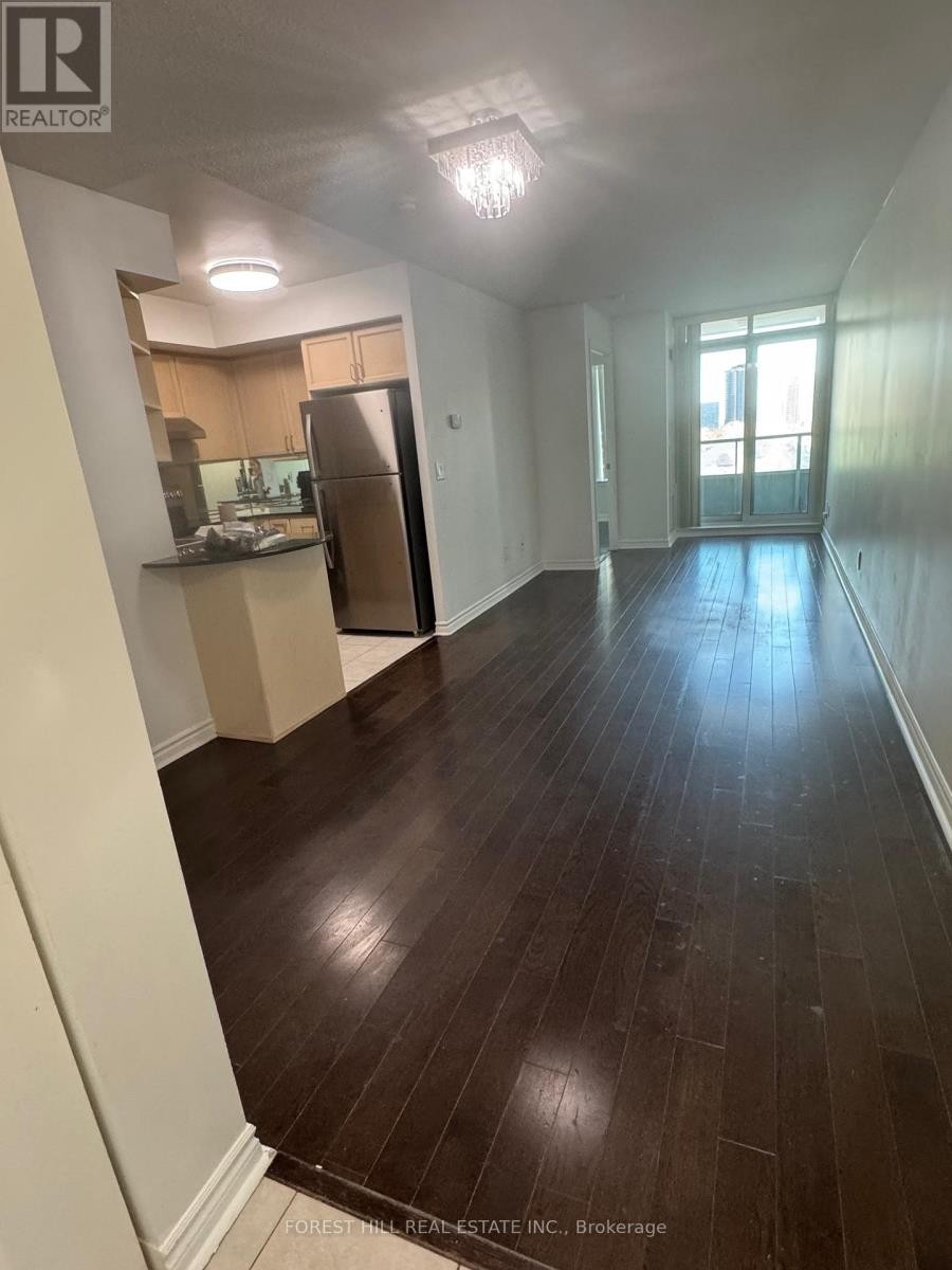 












703 - 17 BARBERRY PLACE

,
Toronto (Bayview Village),




Ontario
M2K1G9

