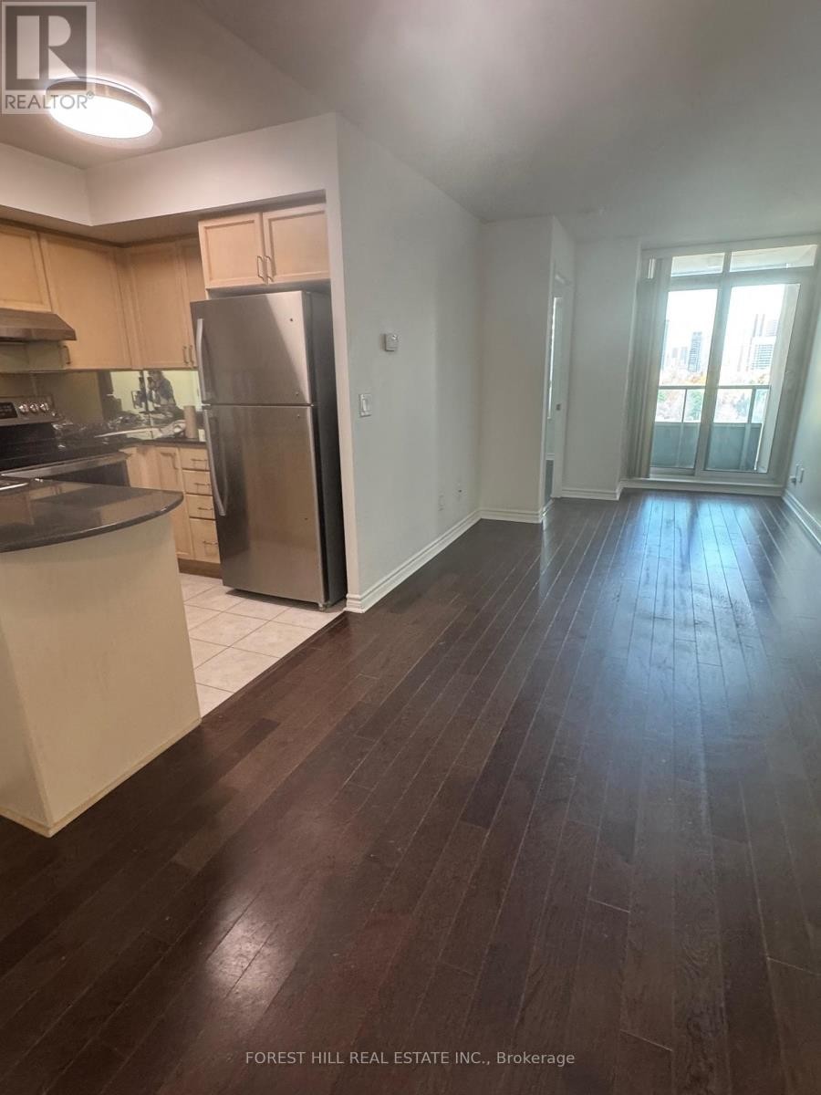 












703 - 17 BARBERRY PLACE

,
Toronto (Bayview Village),




Ontario
M2K1G9

