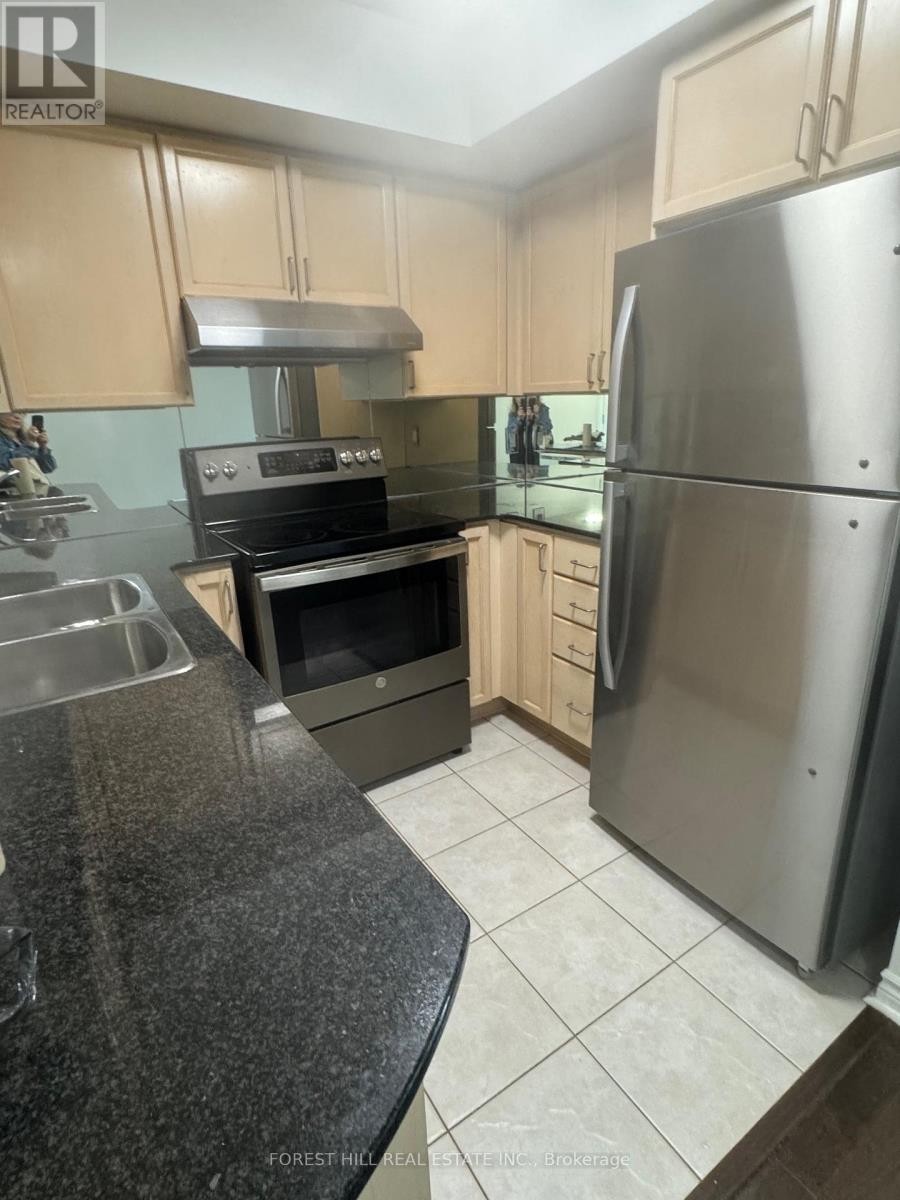 












703 - 17 BARBERRY PLACE

,
Toronto (Bayview Village),




Ontario
M2K1G9

