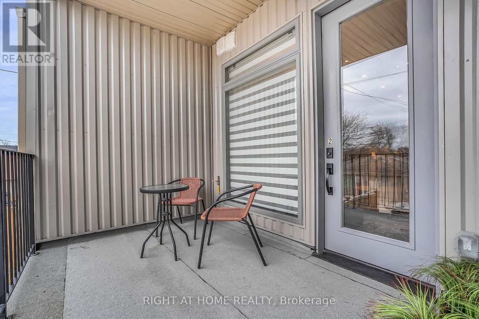 












1169 DAVENPORT ROAD

,
Toronto (Wychwood),




Ontario
M6H2G6

