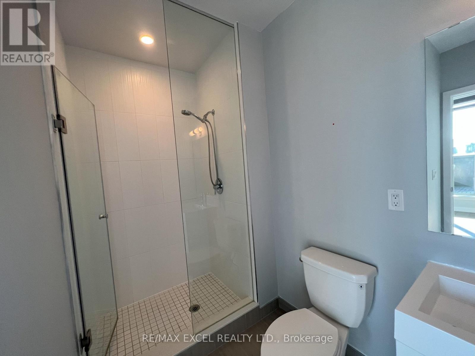 












503 - 297 COLLEGE STREET

,
Toronto (Kensington-Chinatown),




Ontario
M5T0C2

