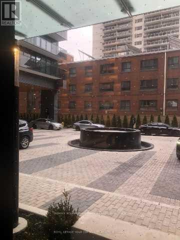 












1513 - 117 BROADWAY AVENUE

,
Toronto (Mount Pleasant West),




Ontario
M4P1V3


