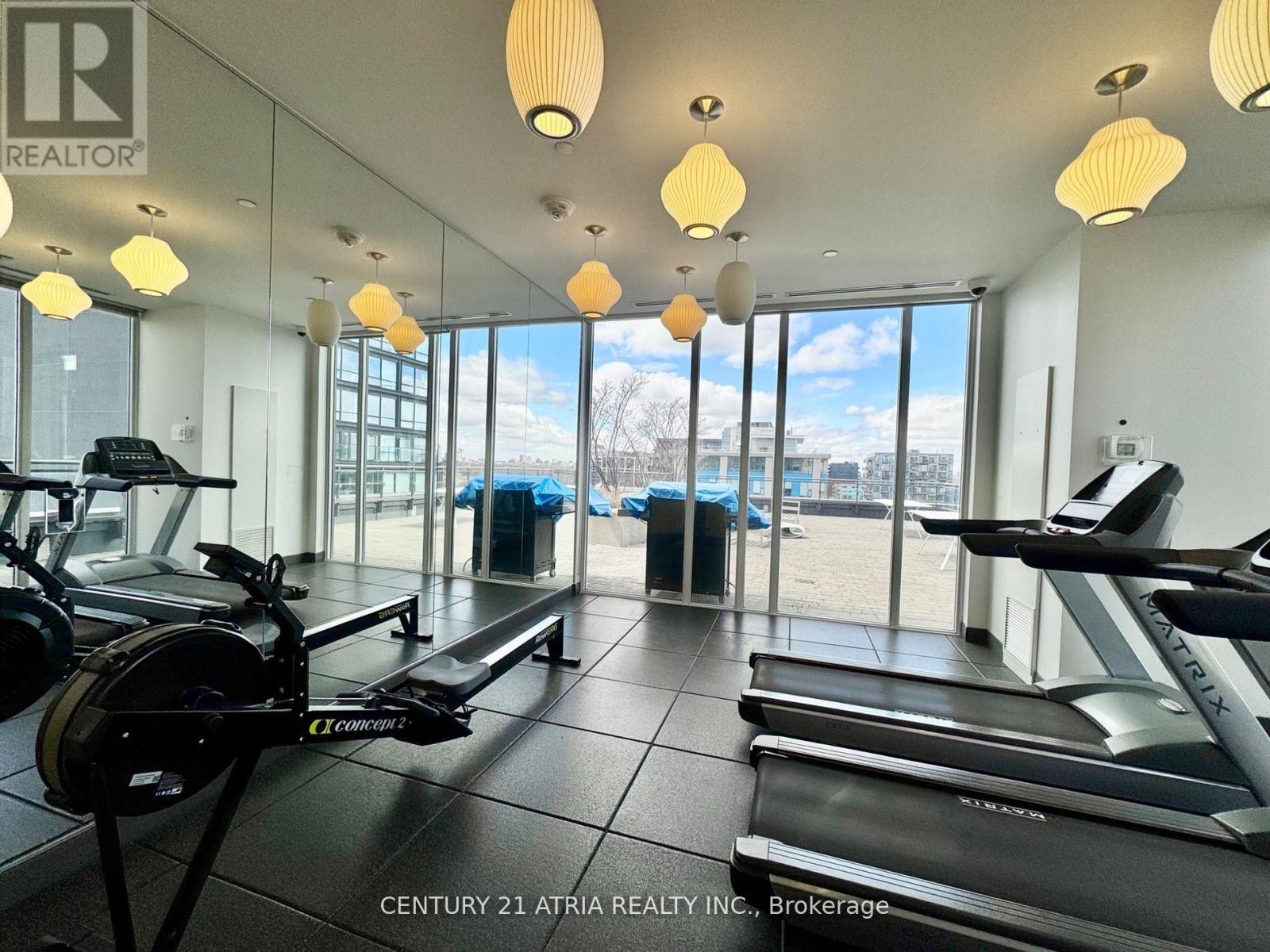 












712 - 435 RICHMOND STREET W

,
Toronto (Waterfront Communities),




Ontario
M5V0N3

