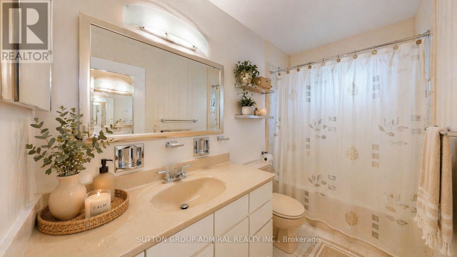 












5 WEDGEPORT PLACE

,
Toronto (Willowdale East),




Ontario
M2N4B3


