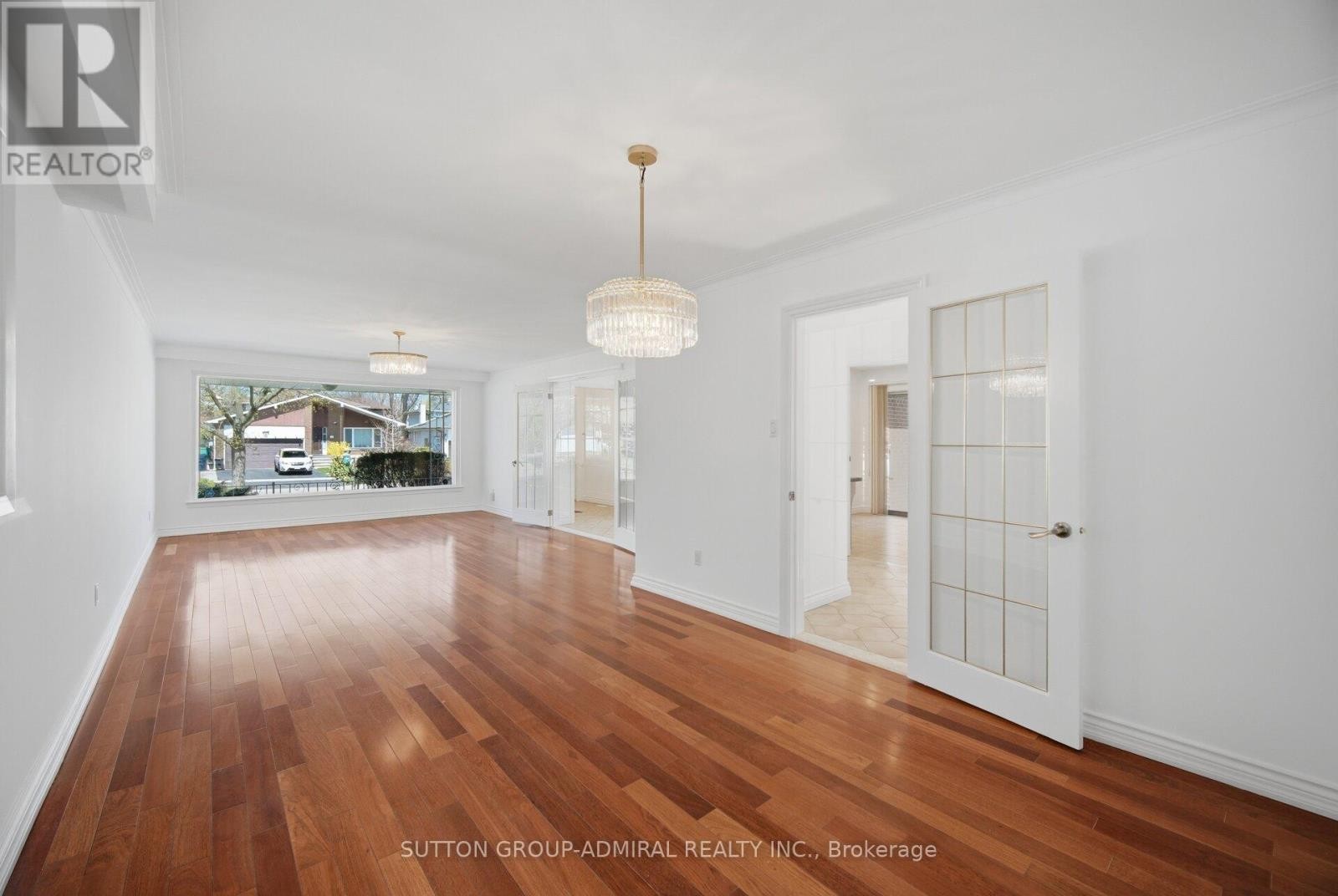 












53 BESTVIEW DRIVE

,
Toronto (Bayview Woods-Steeles),




Ontario
M2M2X8

