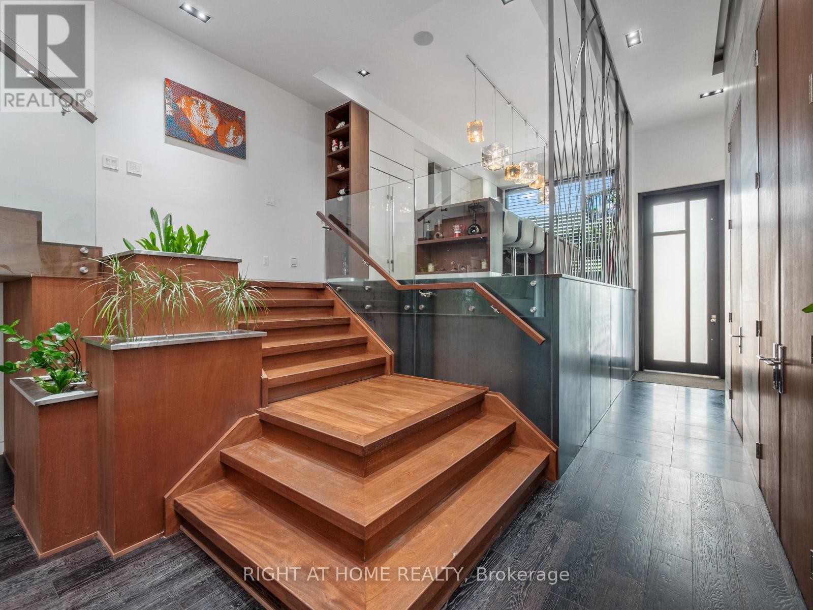 












336 MELROSE AVENUE

,
Toronto (Bedford Park-Nortown),




Ontario
M5M1Z4

