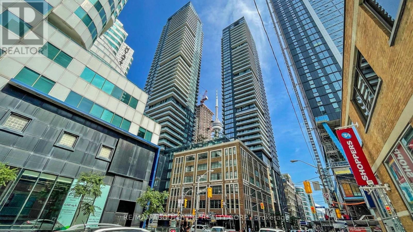 












4909 - 125 BLUE JAYS WAY

,
Toronto (Waterfront Communities),




Ontario
M5V0N5

