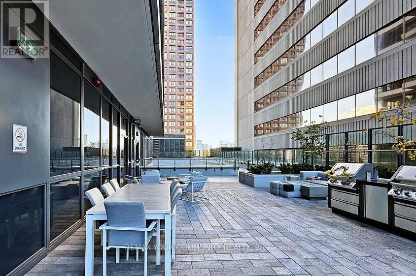 












2601 - 395 BLOOR STREET E

,
Toronto (North St. James Town),




Ontario
M4W0B4


