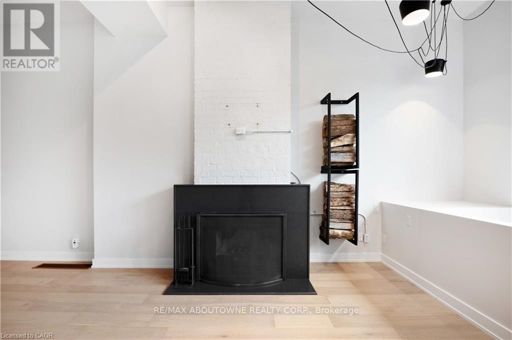 












105 - 676 RICHMOND STREET W

,
Toronto (Niagara),




Ontario
M6J1C3


