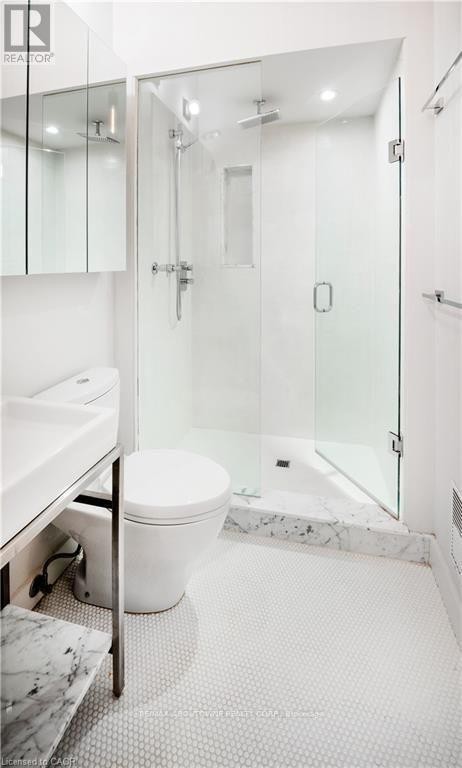 












105 - 676 RICHMOND STREET W

,
Toronto (Niagara),




Ontario
M6J1C3

