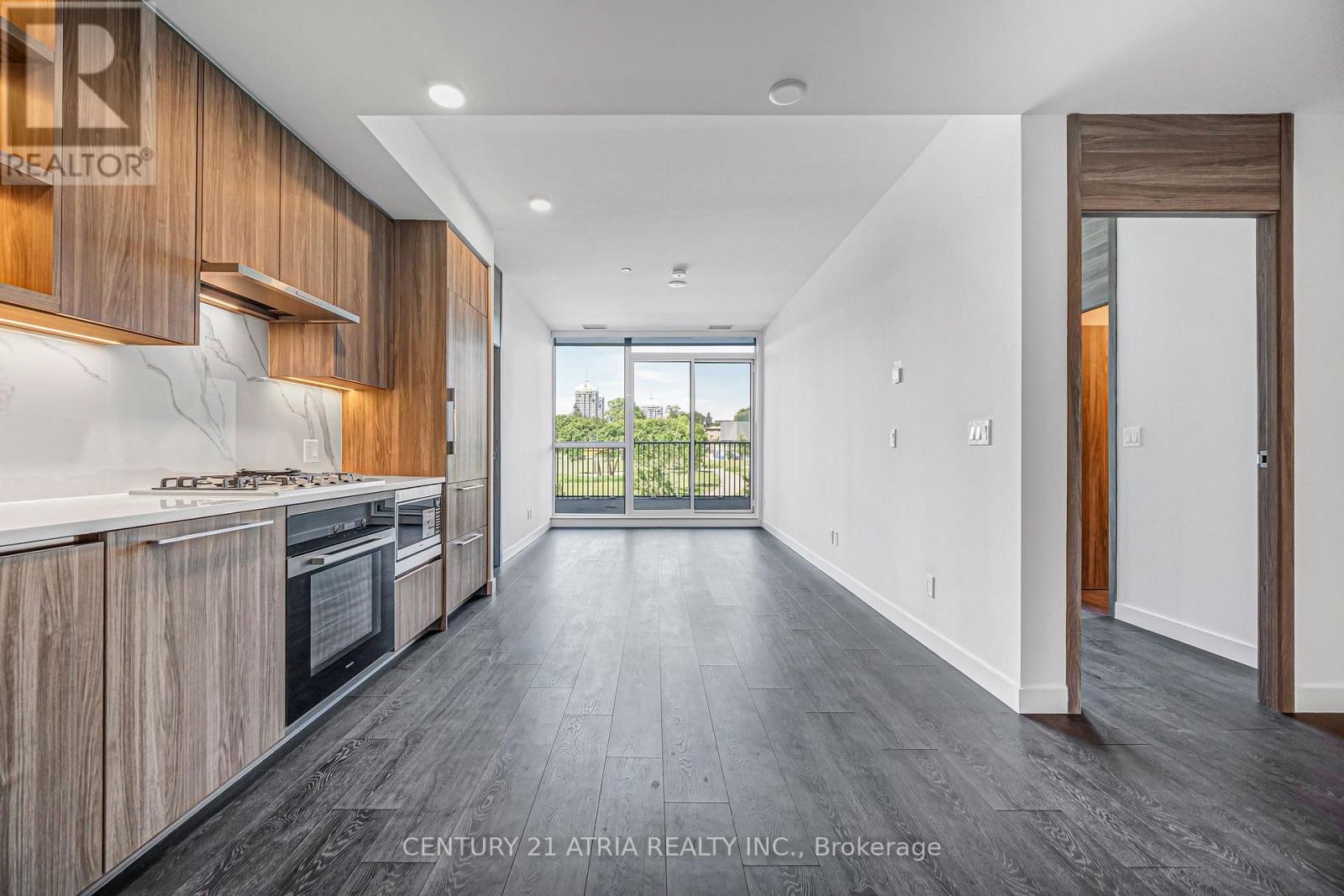 












210 - 18 ESTHER SHINER BOULEVARD

,
Toronto (Bayview Village),




Ontario
M2K0J7

