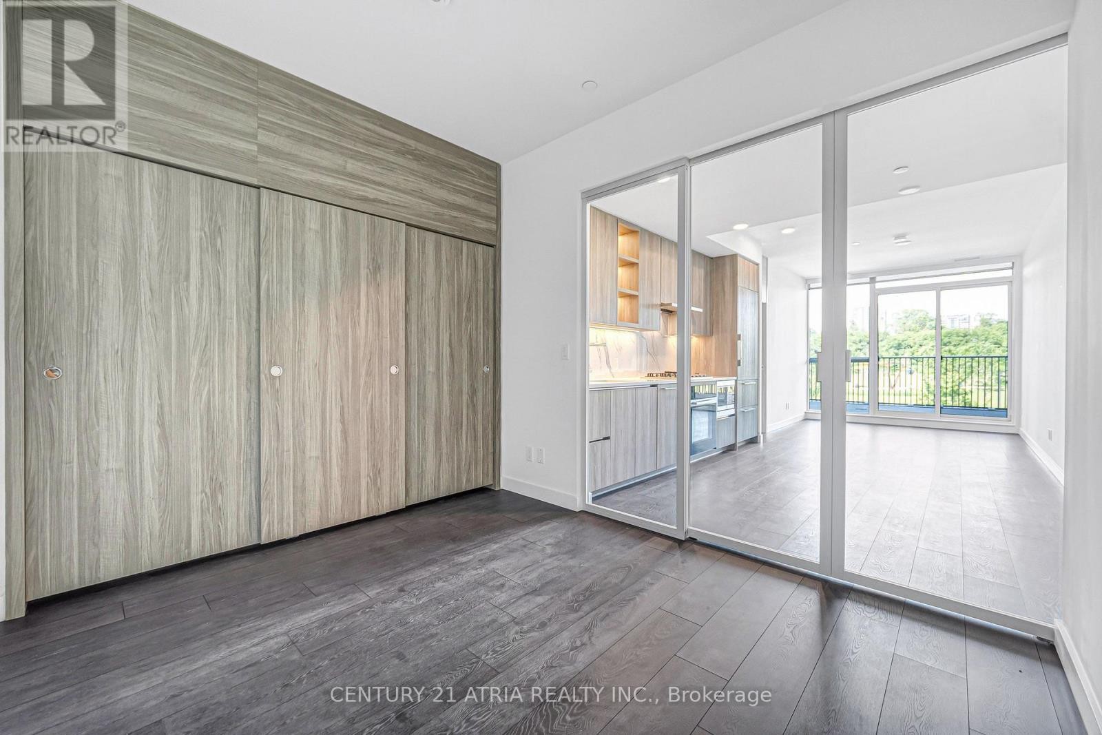 












210 - 18 ESTHER SHINER BOULEVARD

,
Toronto (Bayview Village),




Ontario
M2K0J7

