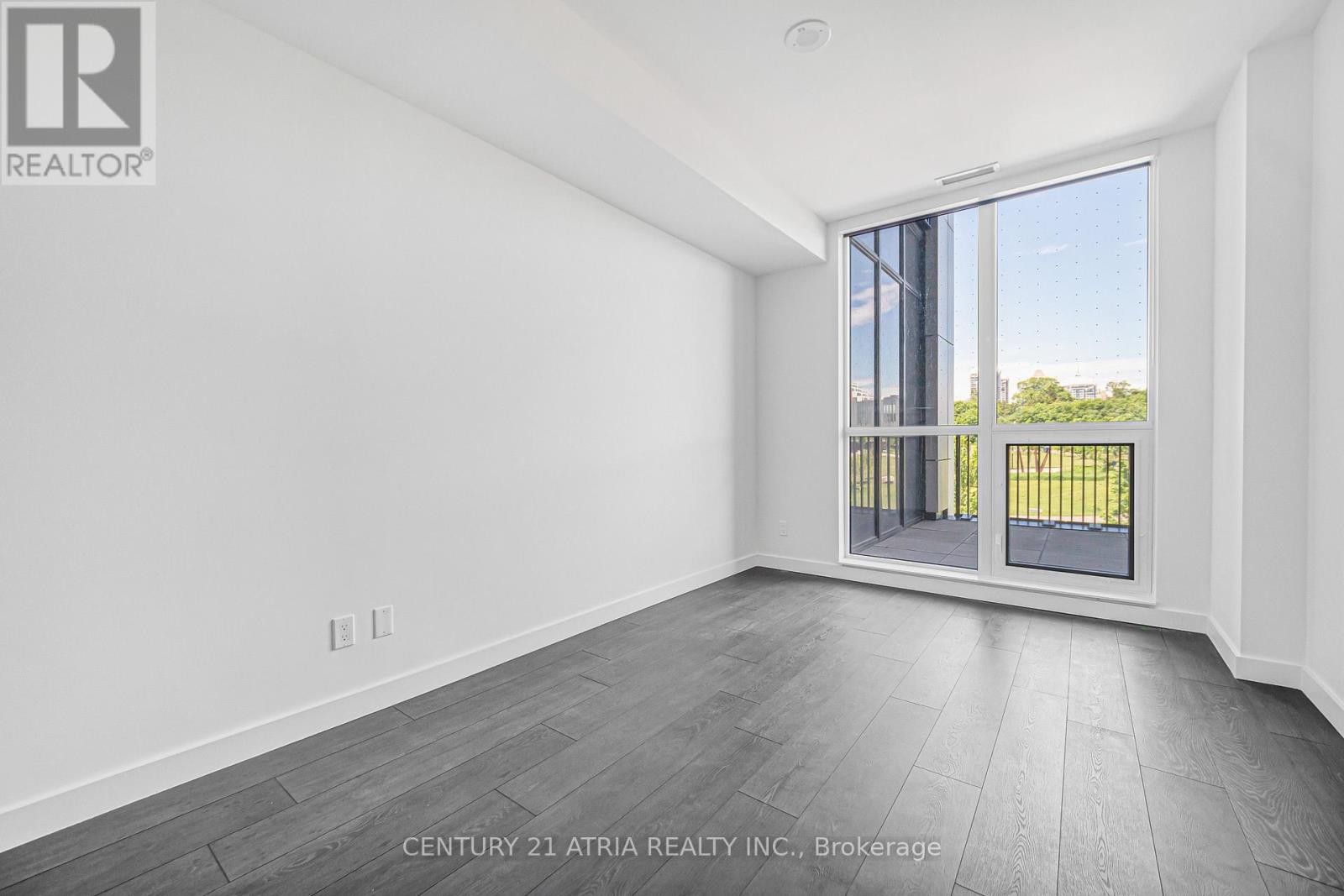 












210 - 18 ESTHER SHINER BOULEVARD

,
Toronto (Bayview Village),




Ontario
M2K0J7

