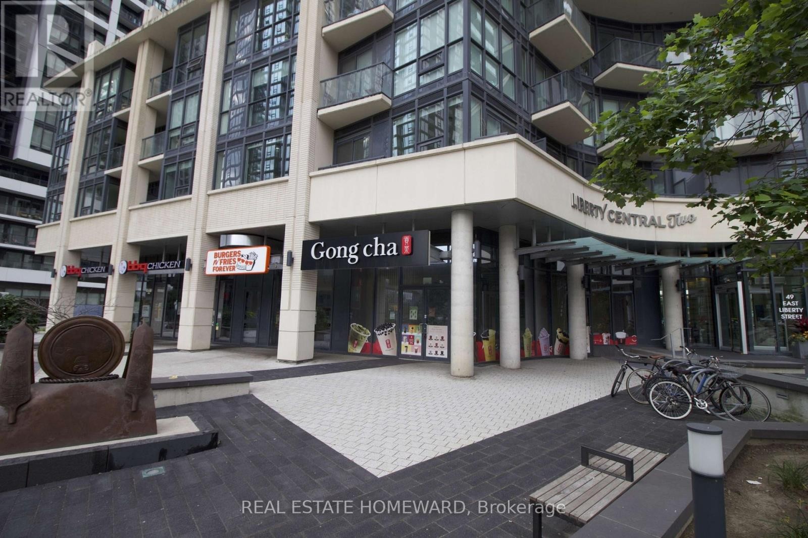 












1 - 49 EAST LIBERTY STREET

,
Toronto (Niagara),




Ontario
M6K0B2

