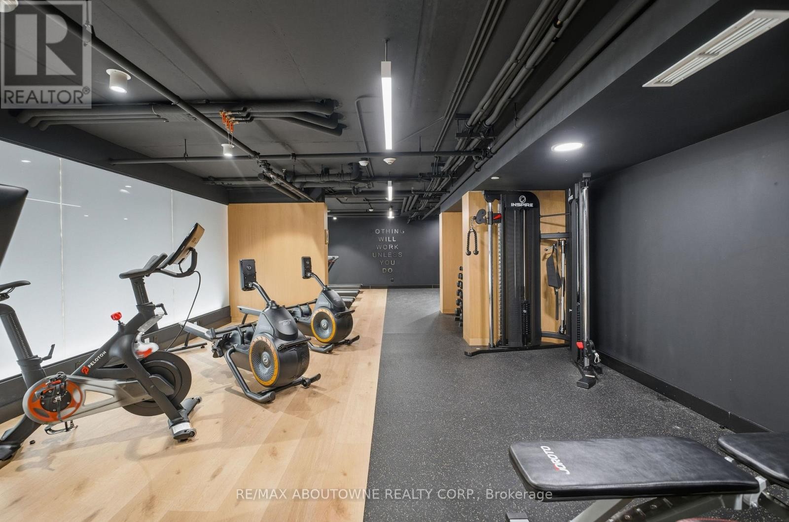 












PH618 - 899 COLLEGE STREET

,
Toronto (Trinity-Bellwoods),




Ontario
M6H3P7

