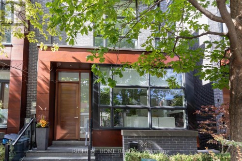 Featured Listing Photo 