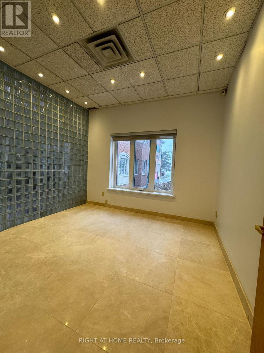 












1049 MCNICOLL AVENUE

,
Toronto (Steeles),




Ontario
M1W3W6

