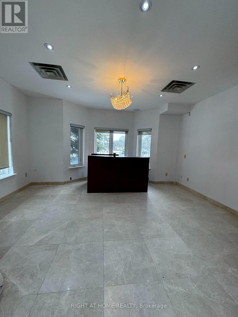 












1049 MCNICOLL AVENUE

,
Toronto (Steeles),




Ontario
M1W3W6


