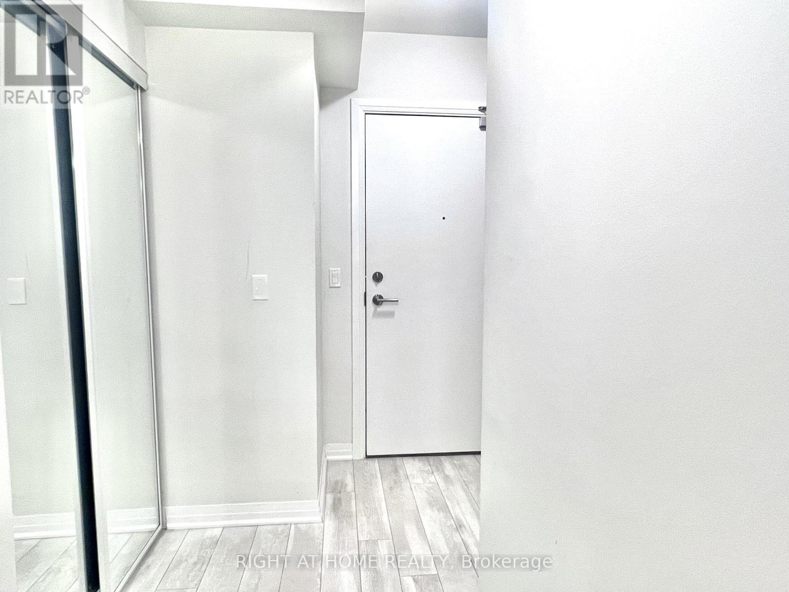 












202 - 1630 QUEEN STREET E

,
Toronto (The Beaches),




Ontario
M4L0B3

