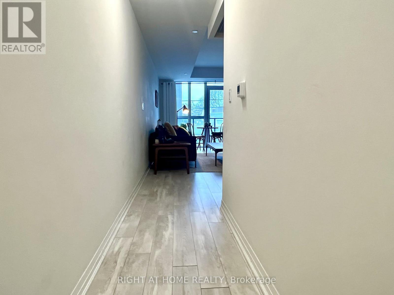 












202 - 1630 QUEEN STREET E

,
Toronto (The Beaches),




Ontario
M4L0B3

