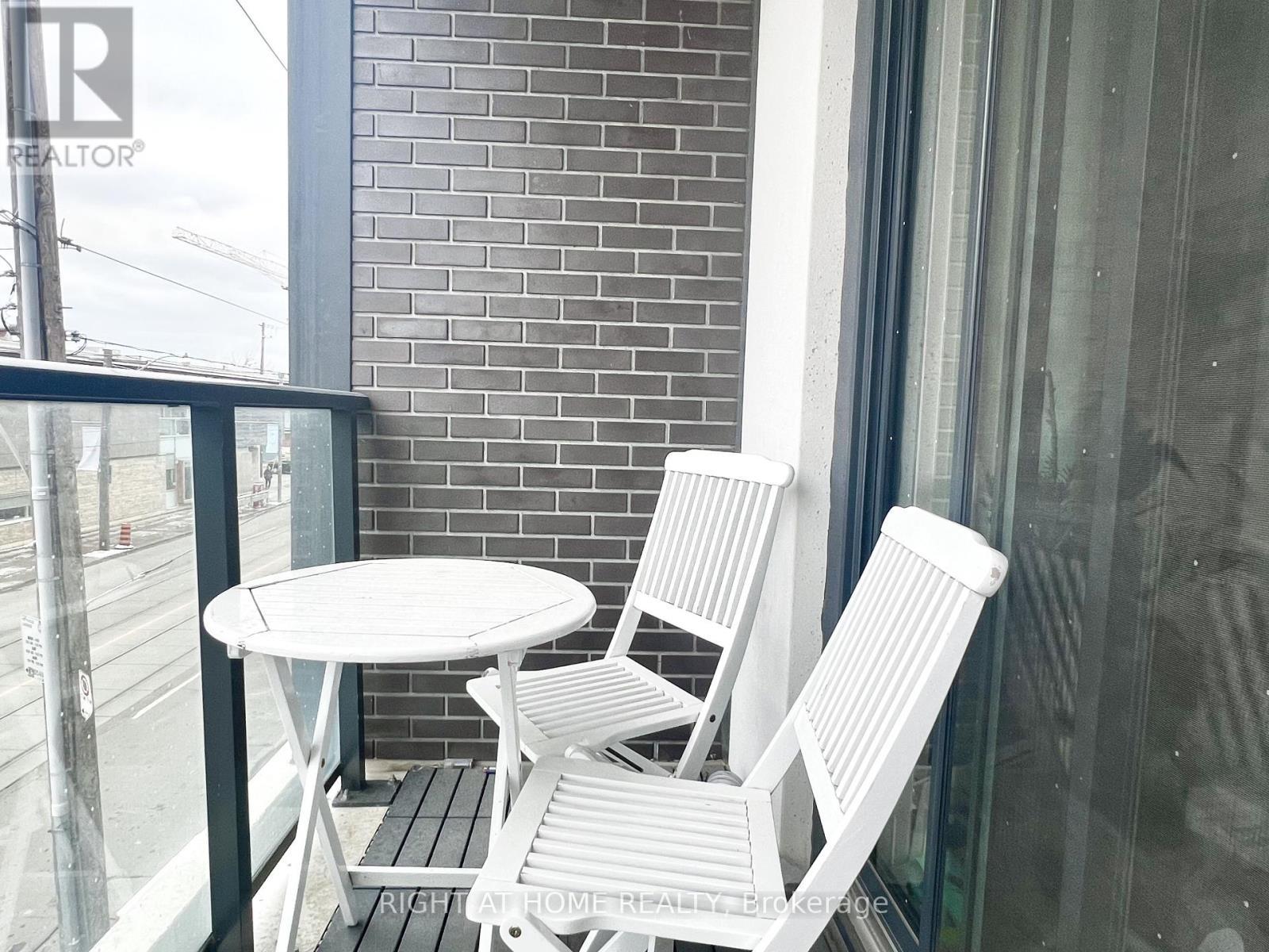 












202 - 1630 QUEEN STREET E

,
Toronto (The Beaches),




Ontario
M4L0B3


