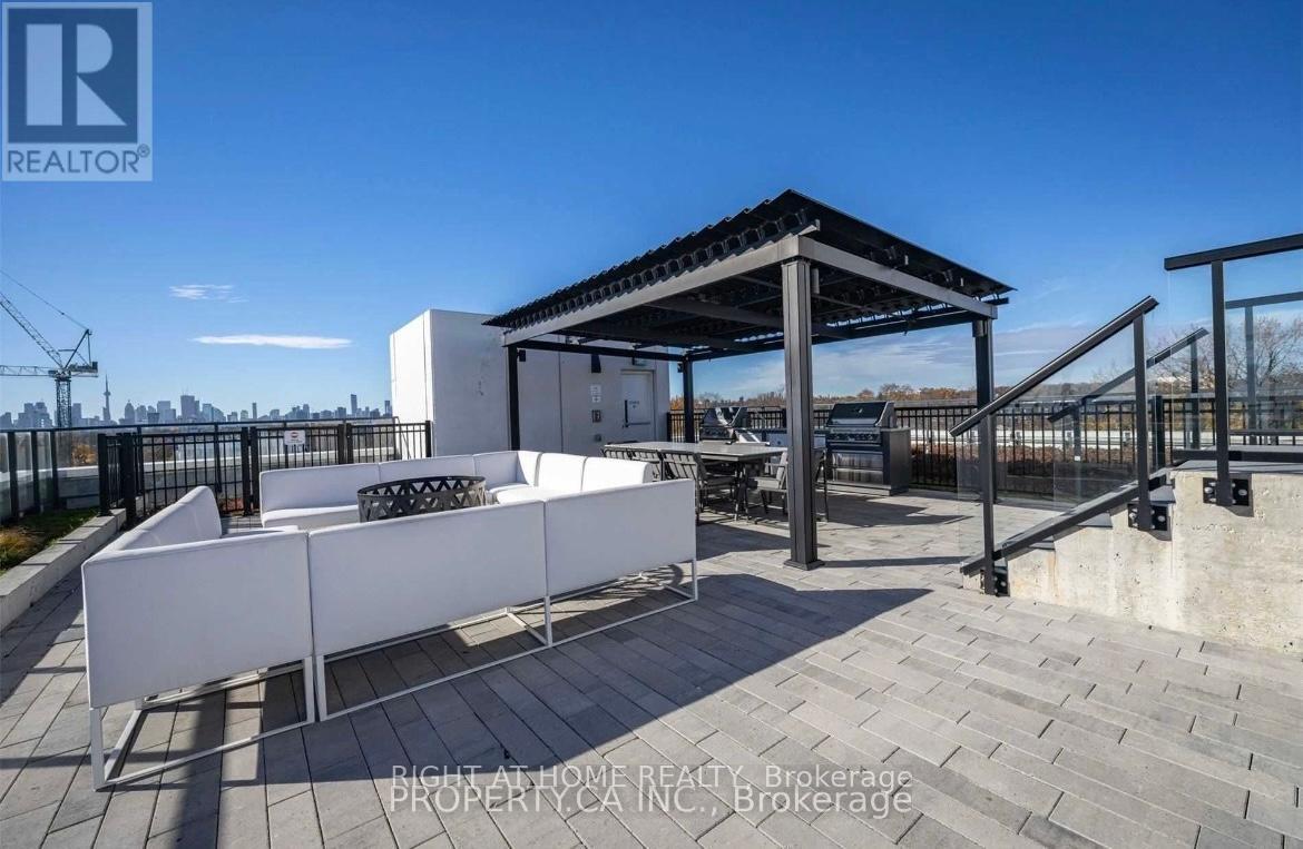 












202 - 1630 QUEEN STREET E

,
Toronto (The Beaches),




Ontario
M4L0B3

