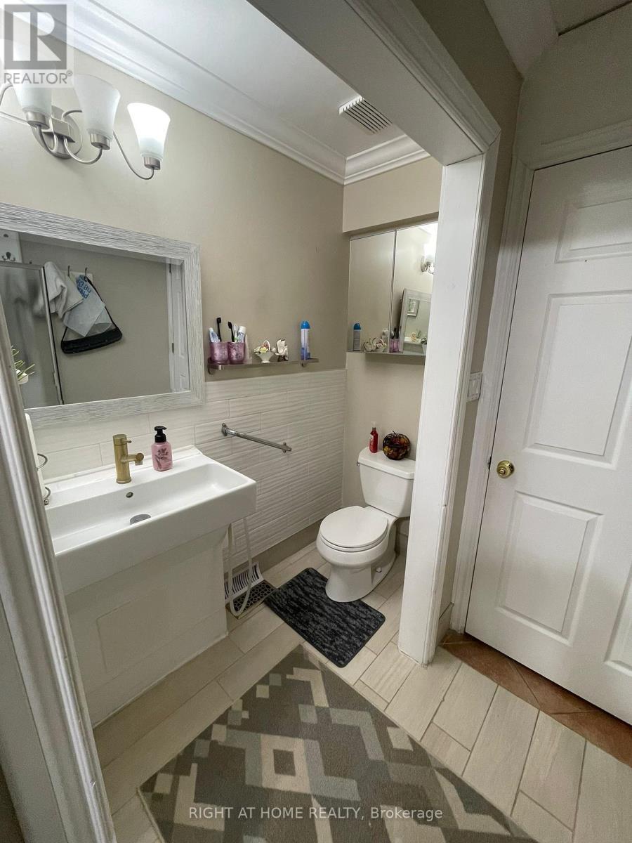












1627 MIDDLETON STREET

,
Pickering (Brock Ridge),




Ontario
L1X2L5

