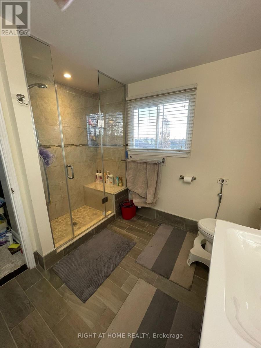 












1627 MIDDLETON STREET

,
Pickering (Brock Ridge),




Ontario
L1X2L5

