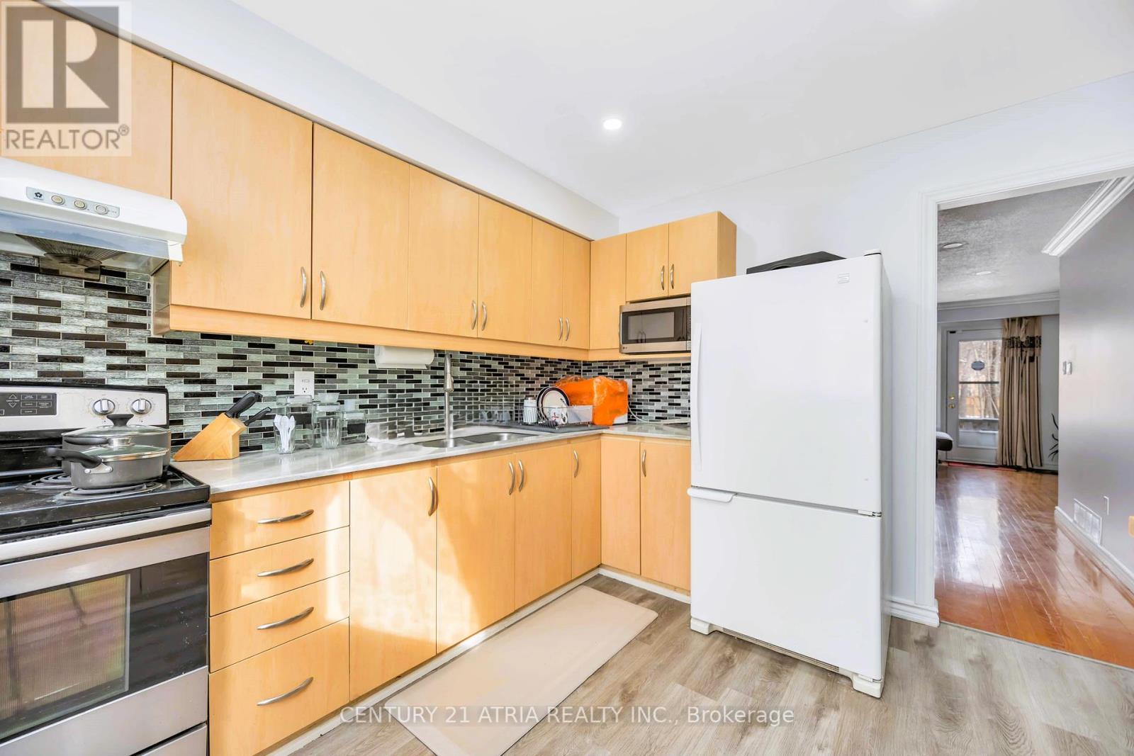 












102-U - 451 MILITARY TRAIL

,
Toronto (Morningside),




Ontario
M1E4E8

