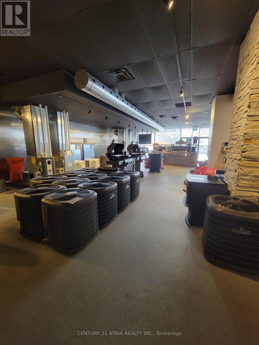 












1-1A - 1100 SIMCOE STREET N

,
Oshawa (Centennial),




Ontario
L1G4W6

