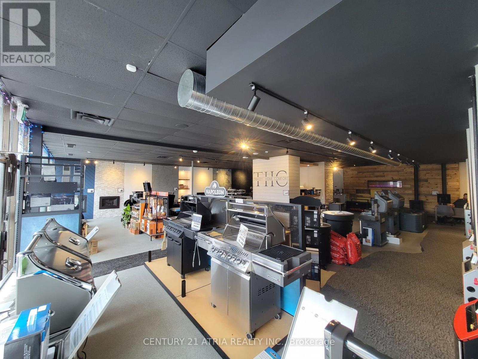 












1-1A - 1100 SIMCOE STREET N

,
Oshawa (Centennial),




Ontario
L1G4W6

