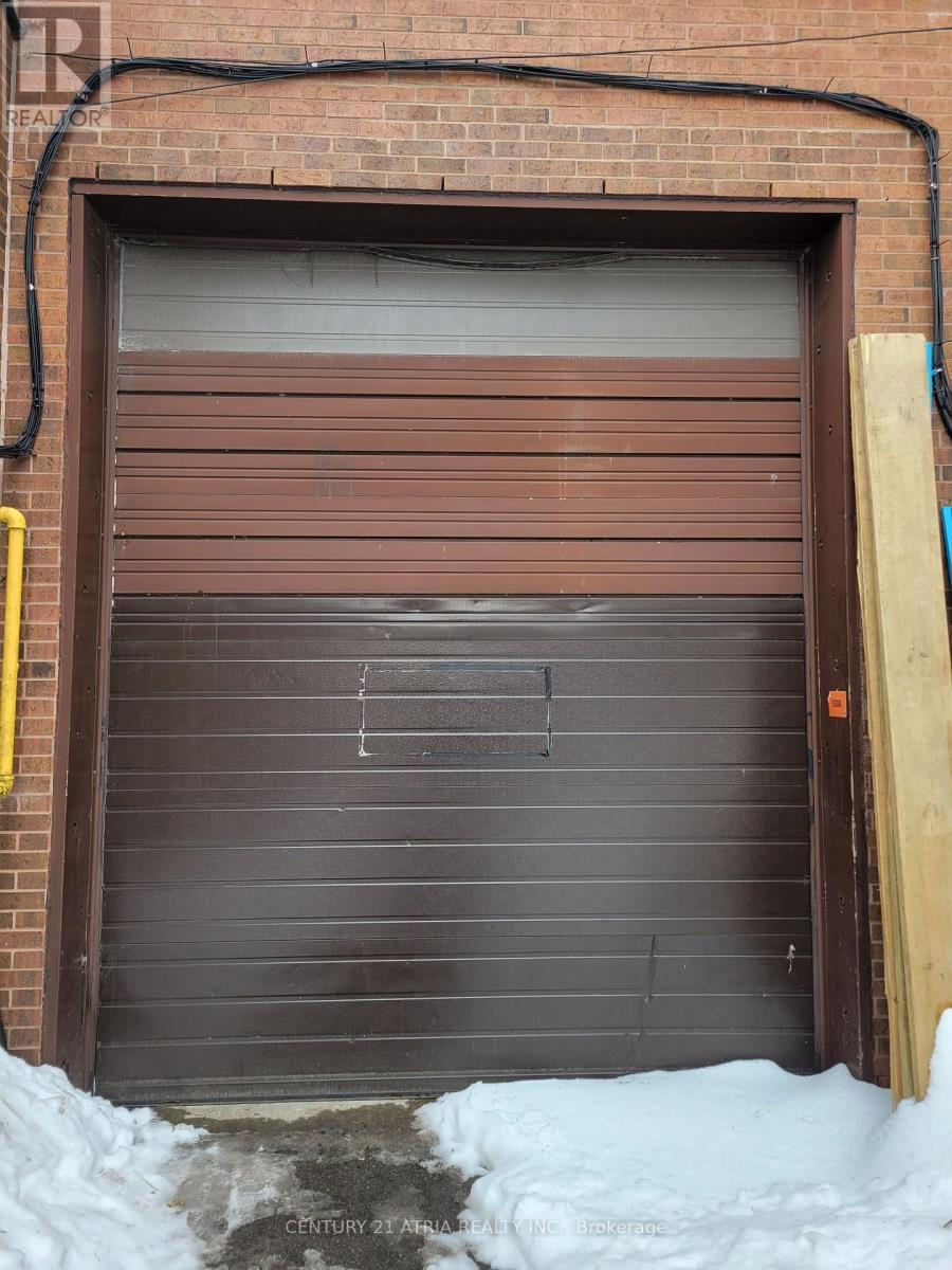 












1-1A - 1100 SIMCOE STREET N

,
Oshawa (Centennial),




Ontario
L1G4W6

