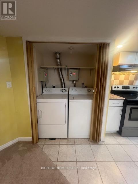 












BSMNT APT - 1 GREYBEAVER TRAIL

,
Toronto (Rouge),




Ontario
M1C4P1

