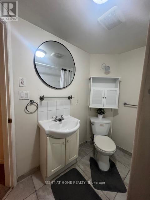 












BSMNT APT - 1 GREYBEAVER TRAIL

,
Toronto (Rouge),




Ontario
M1C4P1

